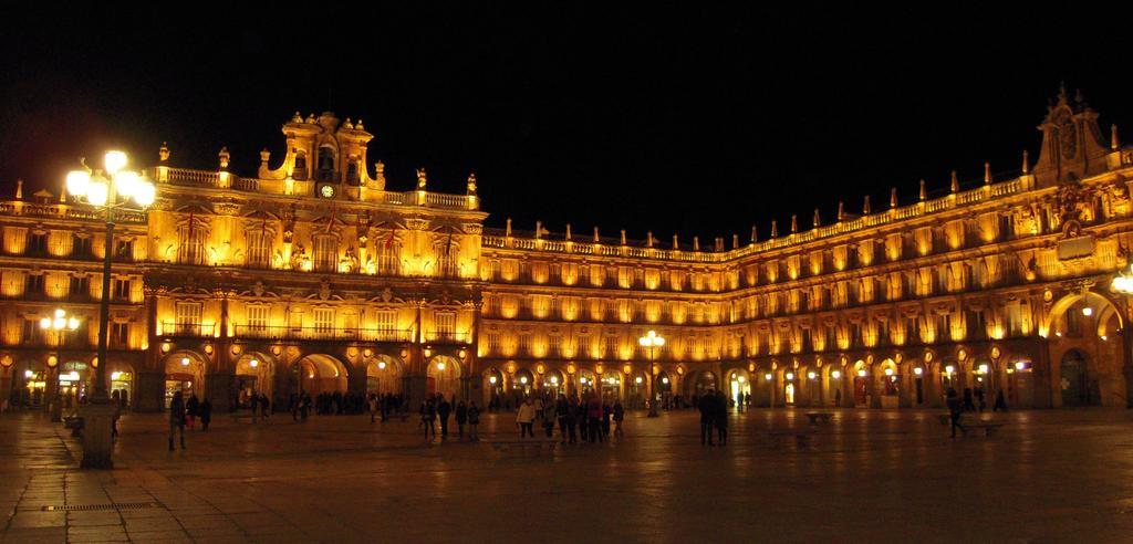 Apartment Smart-Tech Plaza Apartment Salamanca